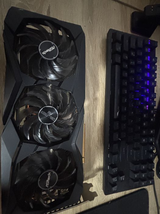 Placa video rx 6700xt