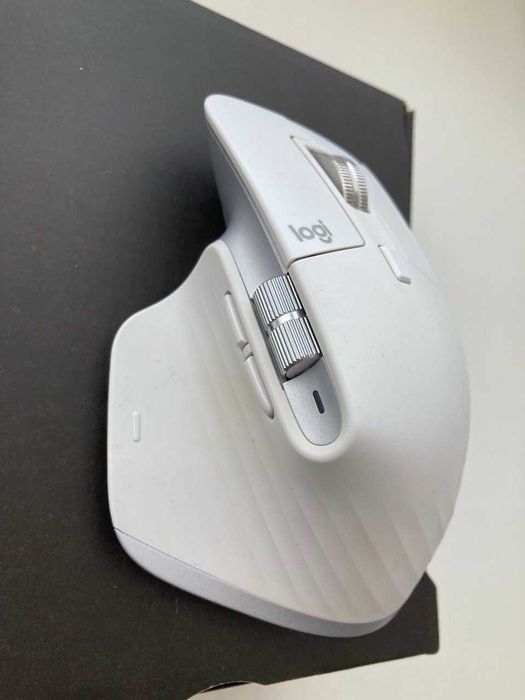 Беспроводная bluetooth мышь Logitech MX Master 3S, Light Grey