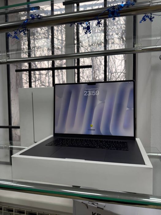 MacBook Air M3 (256gb)