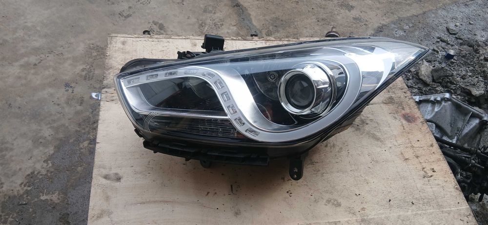 Far/Faruri Hyundai i40 Euro 5