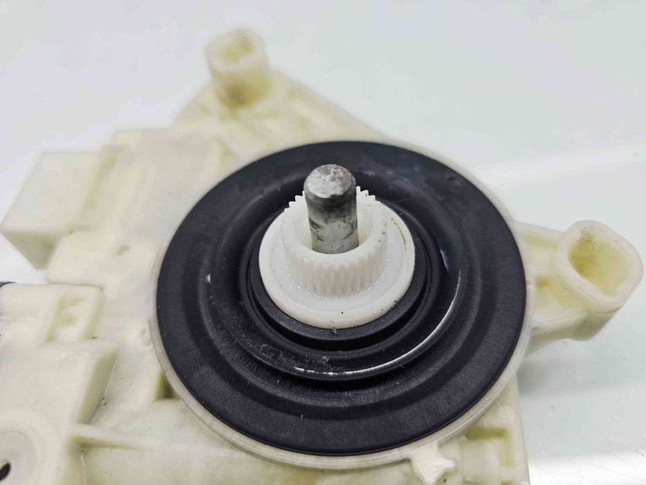 Motoras geam dreapta fata Mercedes Clasa C Combi (W205) [Fabr 2015-pre
