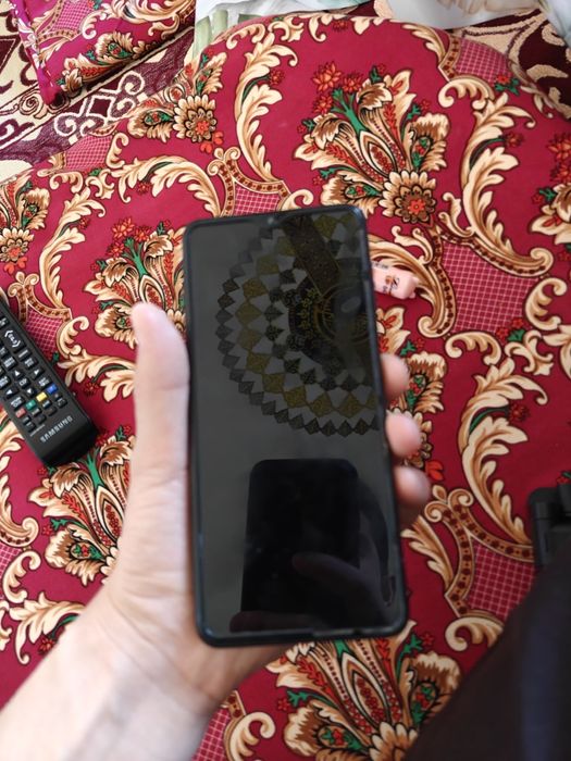 Samsung A12 продам