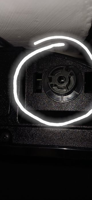 Set suport TV 32" accesorii incluse