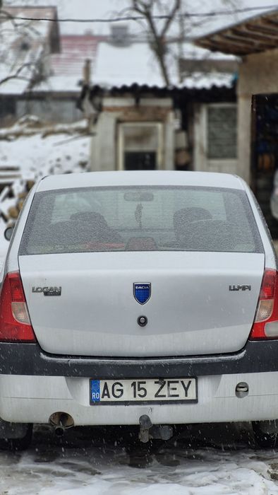 Vând Dacia Logan 1.4
