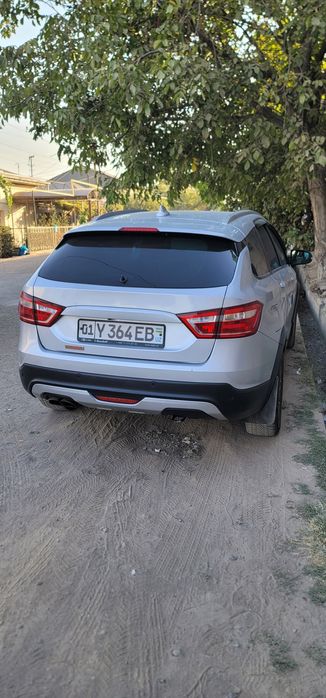 lada vesta cross srochna