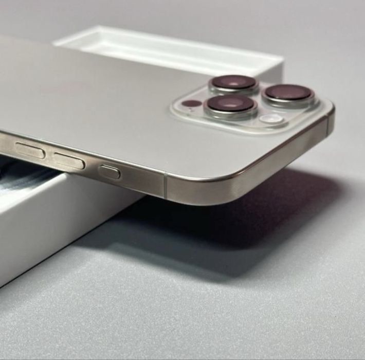 iPhone 16 pro 256 gb