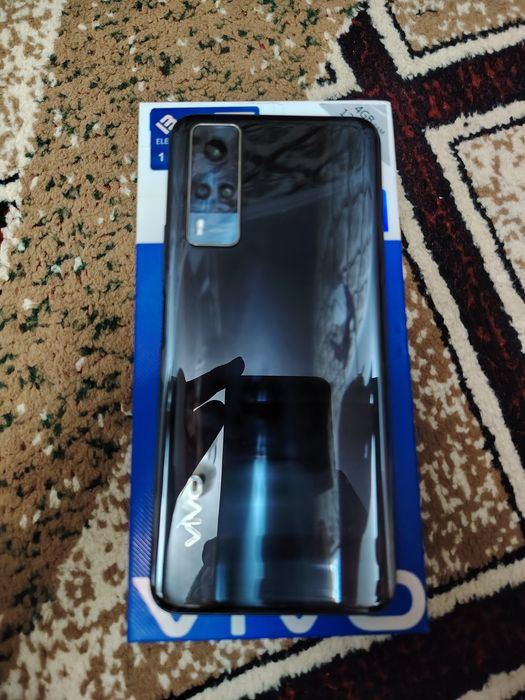 Продаю смартфон Vivo Y31