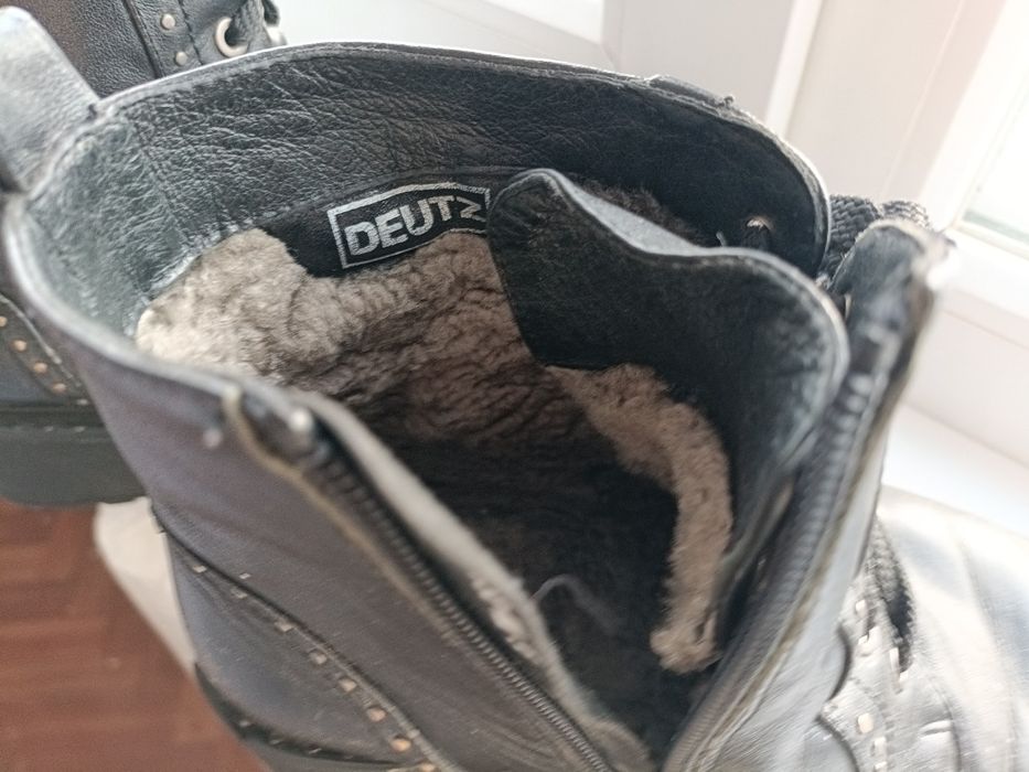 Продается зинии сапоги размер 36 состояние б/у но хоршая