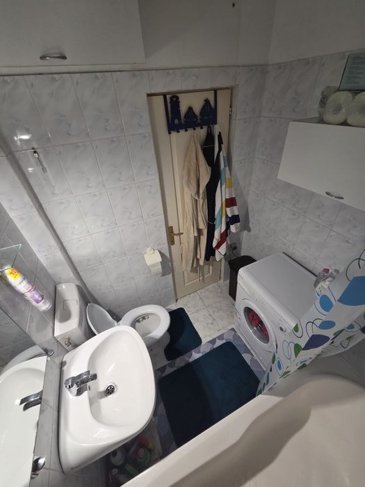 Proprietar inchiriez ap 2camere in zona Mihai Viteazul str Miraslau