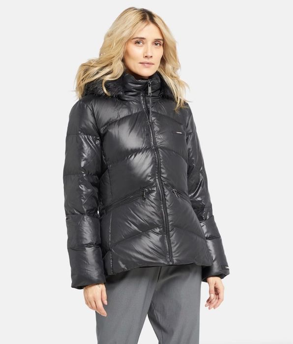 Ново зимно яке черно Calvin Klein