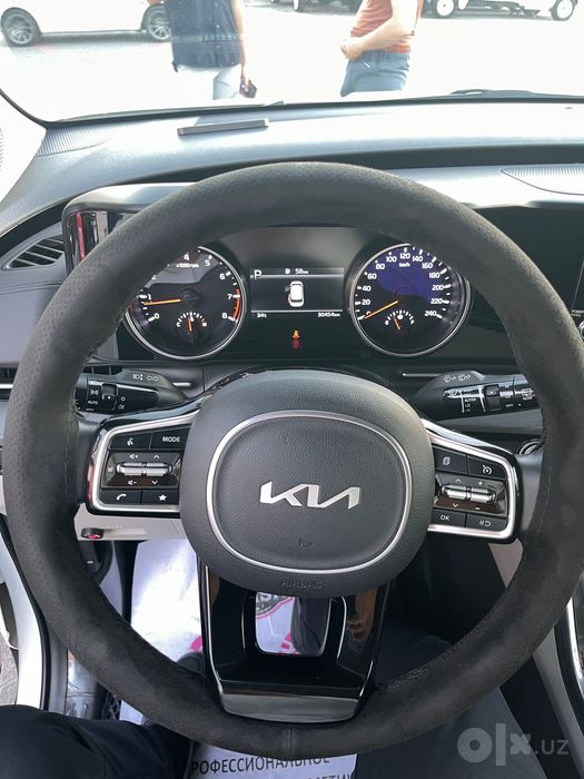 Kia Carnival 3.5L Comfort pozitsa avtomobil !