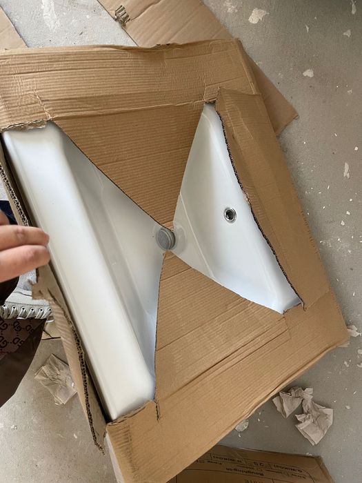 Раковина со шкафом