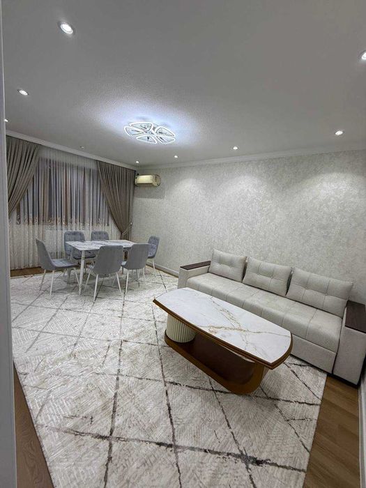 3х комнатная квартира 77-серия, со всеми удобствами по ул.Рудакий