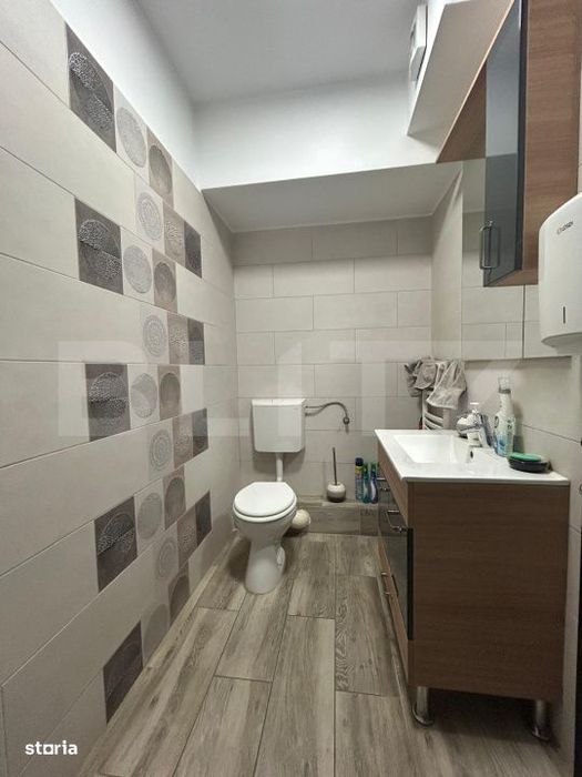 Apartament cu 3 camere, ideal pentru activitati de birou, zona Livezen