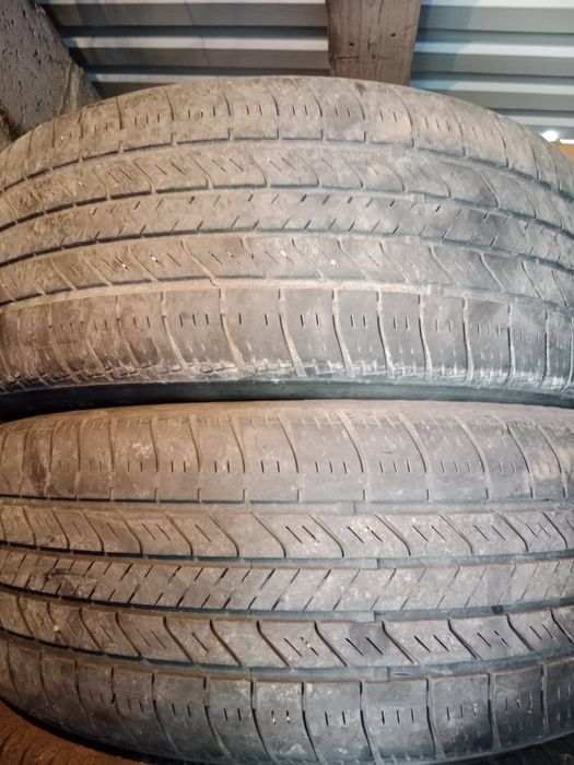 Продам летние резины 2шт