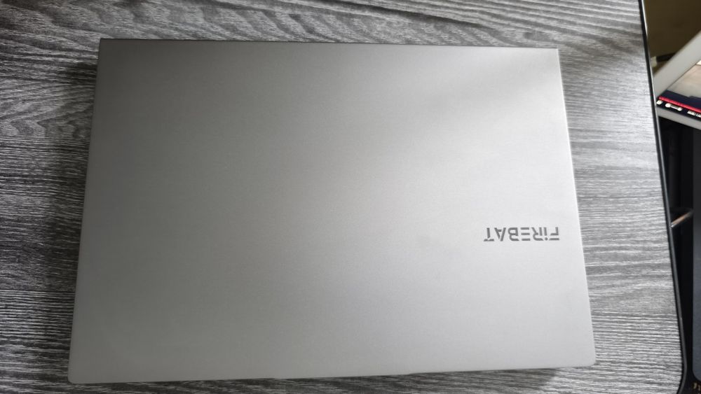 Ультрабук 14" Ryzen 7 8745hs 780m