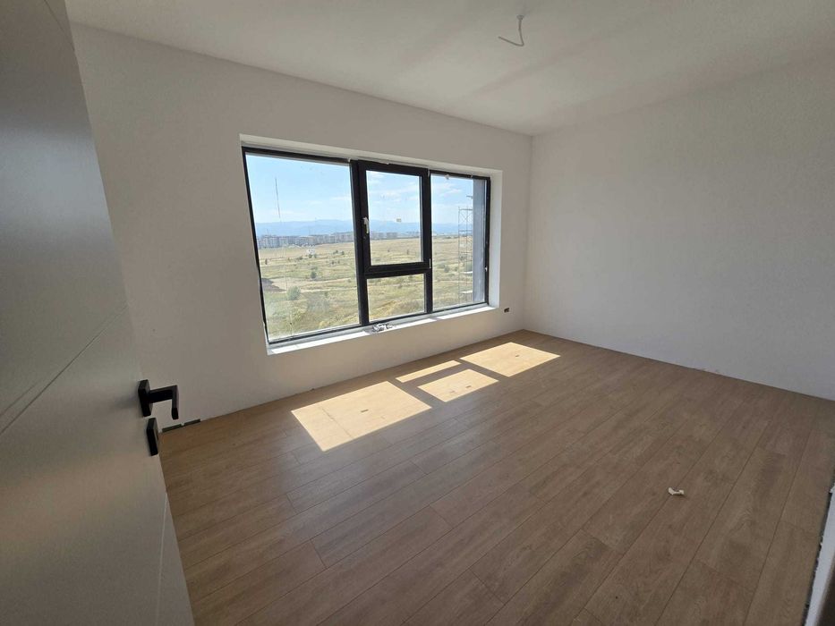 De vanzare Apartament 3 camere - Finisat la Cheie - Direct Dezvoltator - Calea Surii Mici