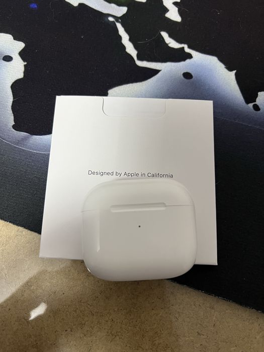 Срочно продам AirPods 3