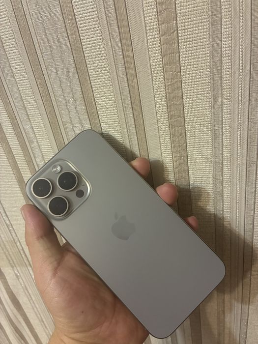 Продам Iphone 15 pro max