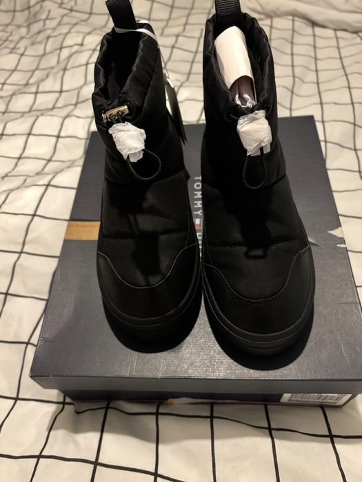 Нови дамски апрески ботуши боти Tommy Hilfiger 41 номер! НОВИ!!!