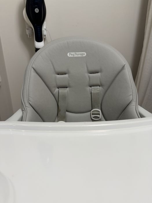 Продаю детский стульчик Peg-perego