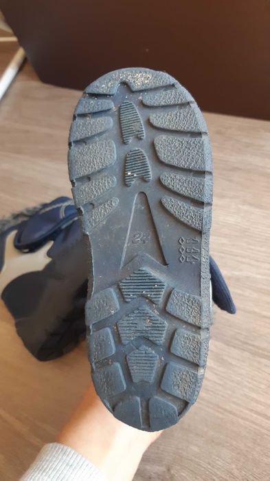 Апрески Moneta български