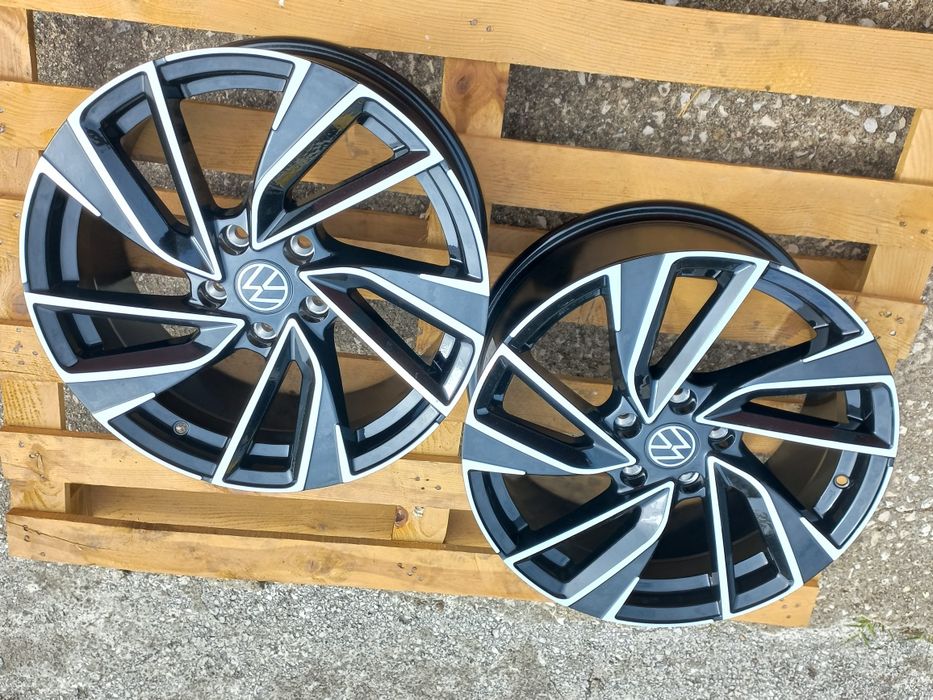 16"Vw5x112 Seat Škoda Audi 7j et40 Black Polish Чисто Нови.