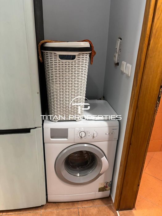 Продава се Двустаен апартамент в Варна, Цветен квартал - 64 кв.м за 1156 €/кв.м - Снимка #8