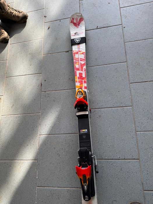 Clapari Rossignol Hero World cup 130 za+ ,schiuri Rossignol Master ST