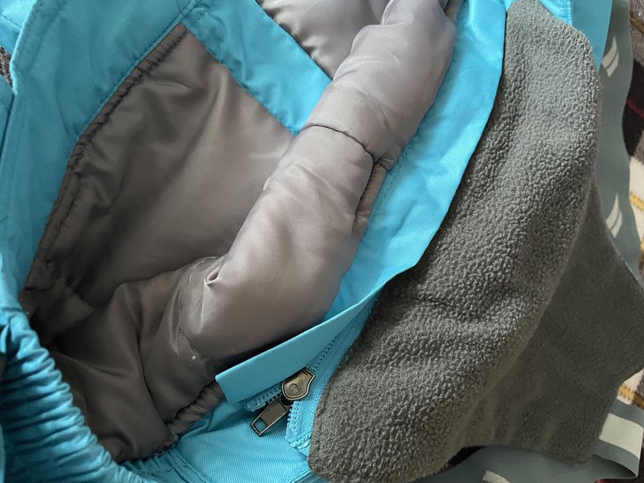 Продам для девочек комбинезон !