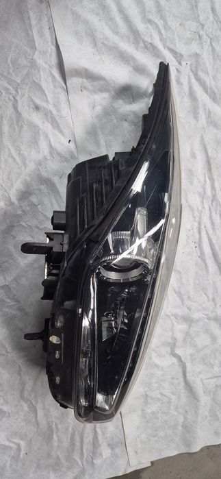 Far Bi-xenon hyundai i40 facelift faruri stanga dreapta original