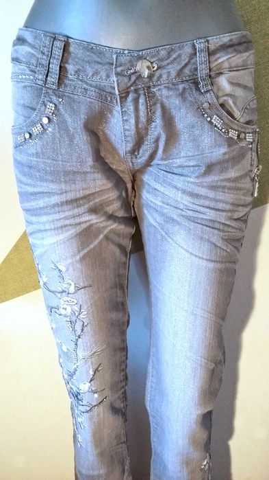 Super Glam Jeans Blugi unicat gri argintiu cu tinte strasuri broderii