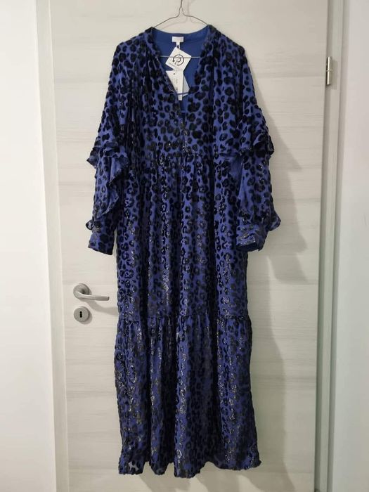 Rochie noua Lala Berlin matase