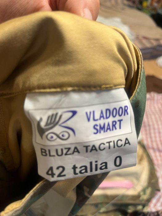 Îmbrăcăminte militară terestru