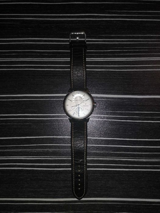 Часовник Festina