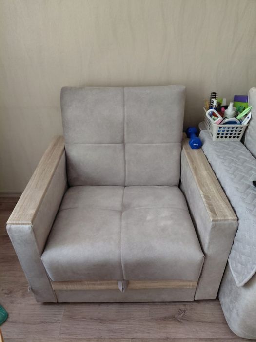 Продам новое кресло