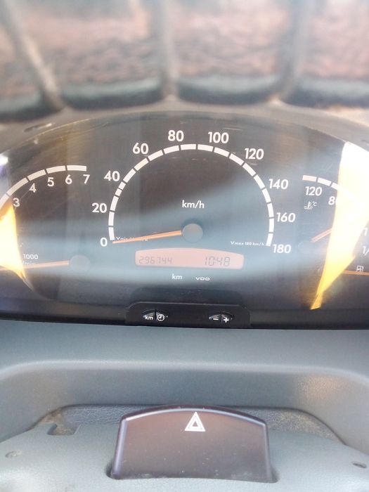 Мерцедес спринтер 211 cdi хладилен