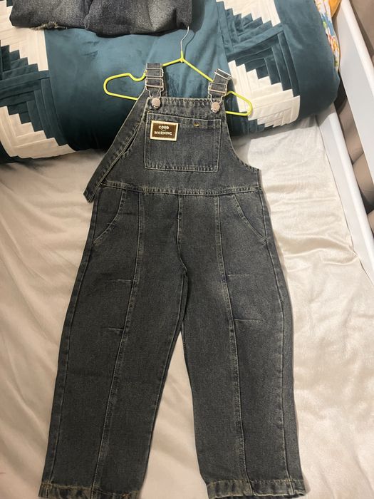 Детс вещи сатылады. Бари новый