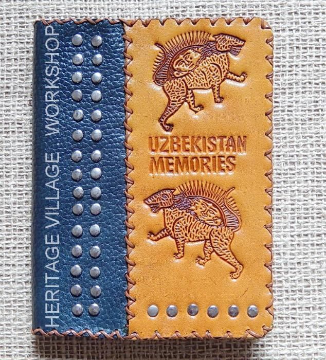 Кожаные обложки ручной работы.