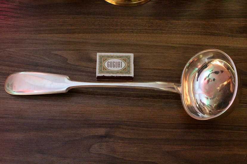 Половник антикварный серебряный (царская проба 84) в отличном состояни