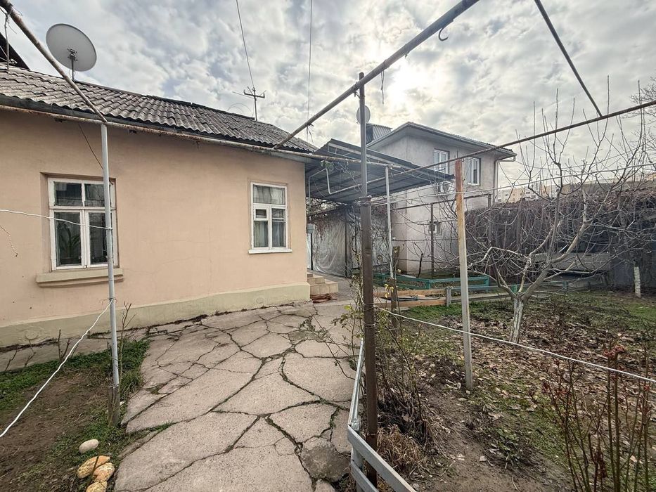 Продаётся дом на 10 сотках