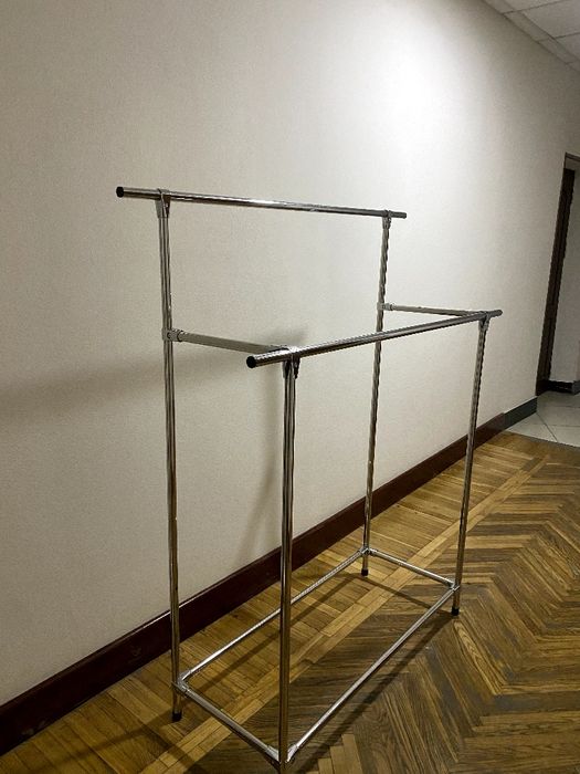 Вешалки для одежды напольные грузоподъёмность 80 кг . Вешилка . Вишилк
