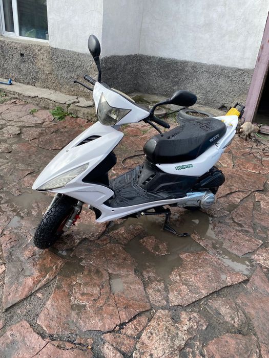 Продам скутер,150 кубов