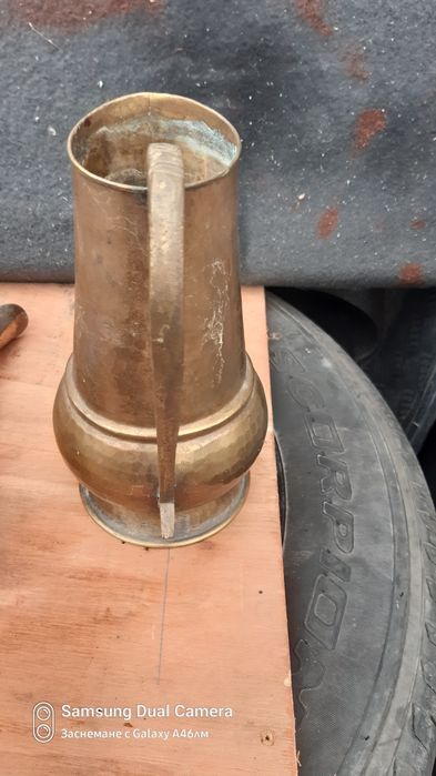 Медна кана и свешник