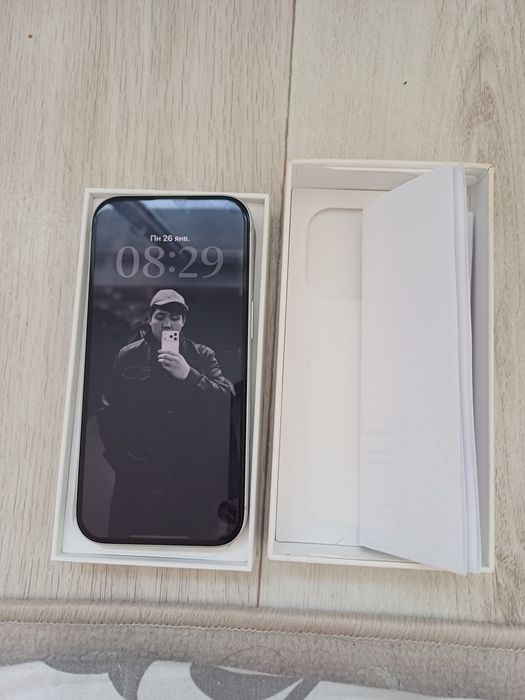 Айфон 17про 256гб новый почти