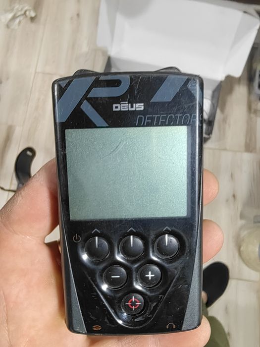 Метал детектор Метало Търсач XP Deys 1
