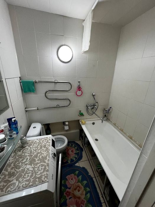 Продаю квартира 3/3/4.  Авиосозлар.