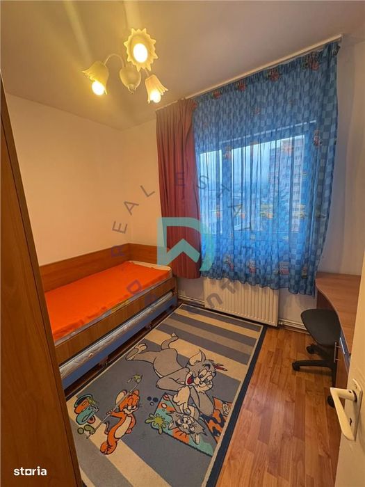 Apartament 3 camere Calea Bucuresti, Brasov.