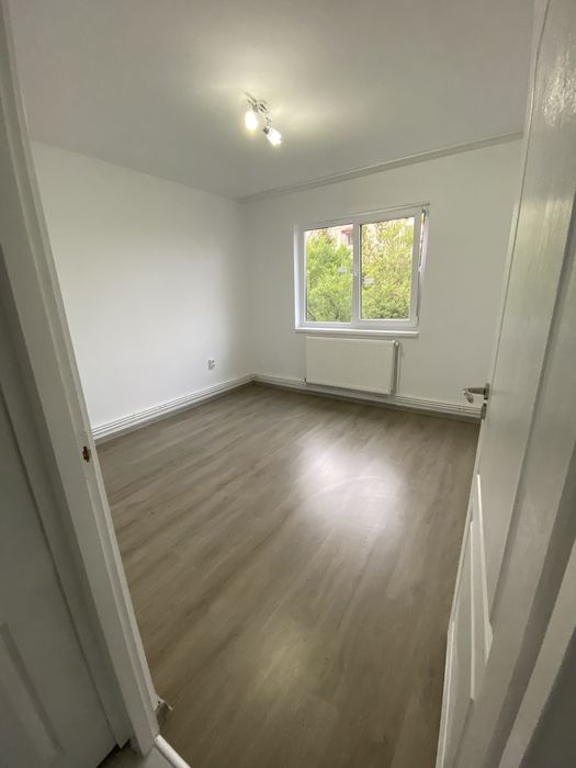 Proprietar - Vand apartament 2 camere/renovat 2026