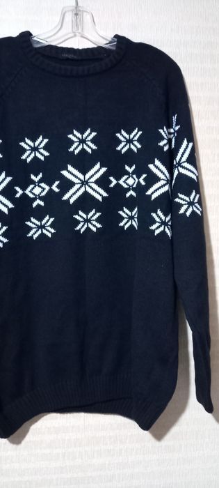 Мужской теплый свитер,